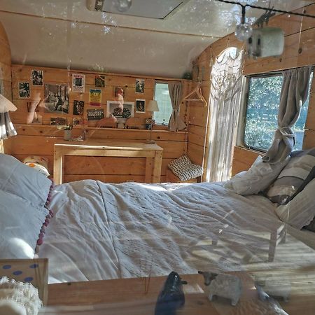 Gite Azkendantza 2A6 Pers Avec Caravane Insolite Ascain Exterior foto